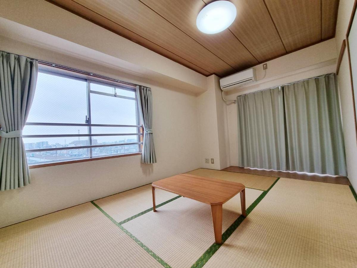Prism Court 綾瀬 Appartement