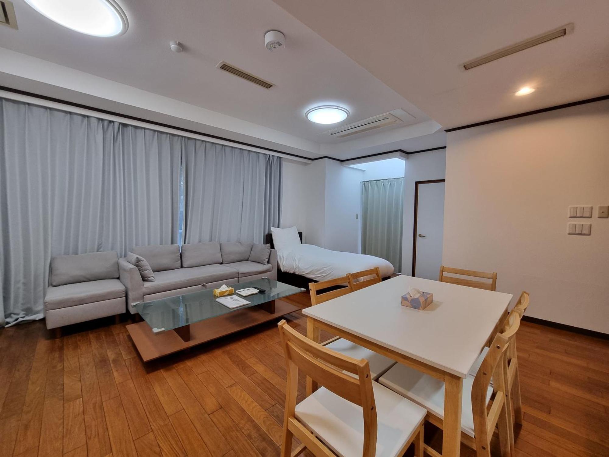 Prism Court 綾瀬 Tokio