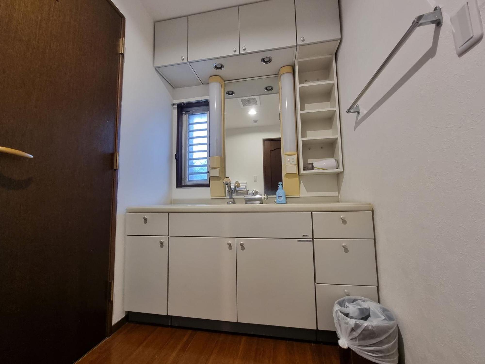 Appartement Prism Court 綾瀬 *